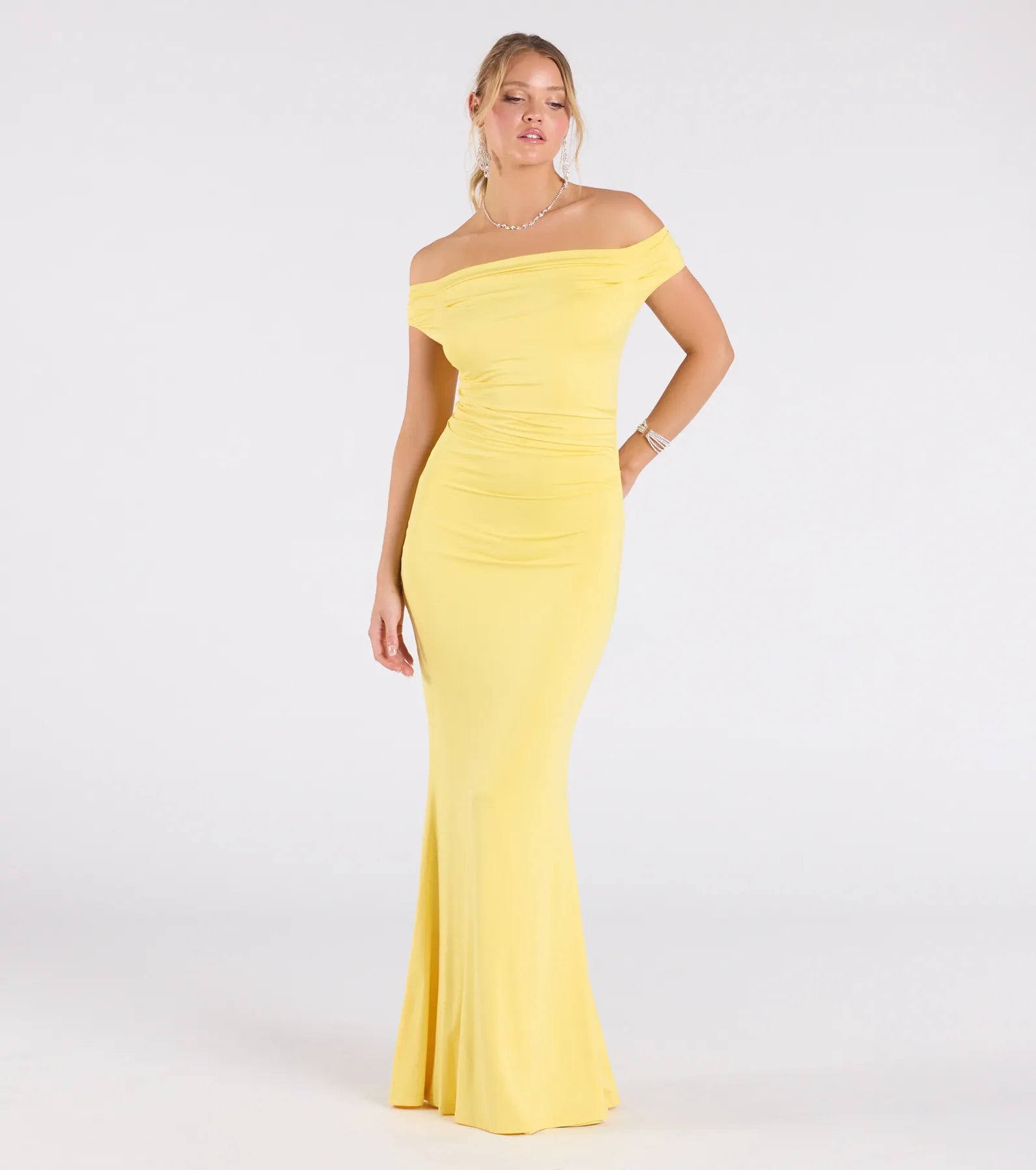 Teagan Sleeveless Cowl Neck Slim Formal Dress