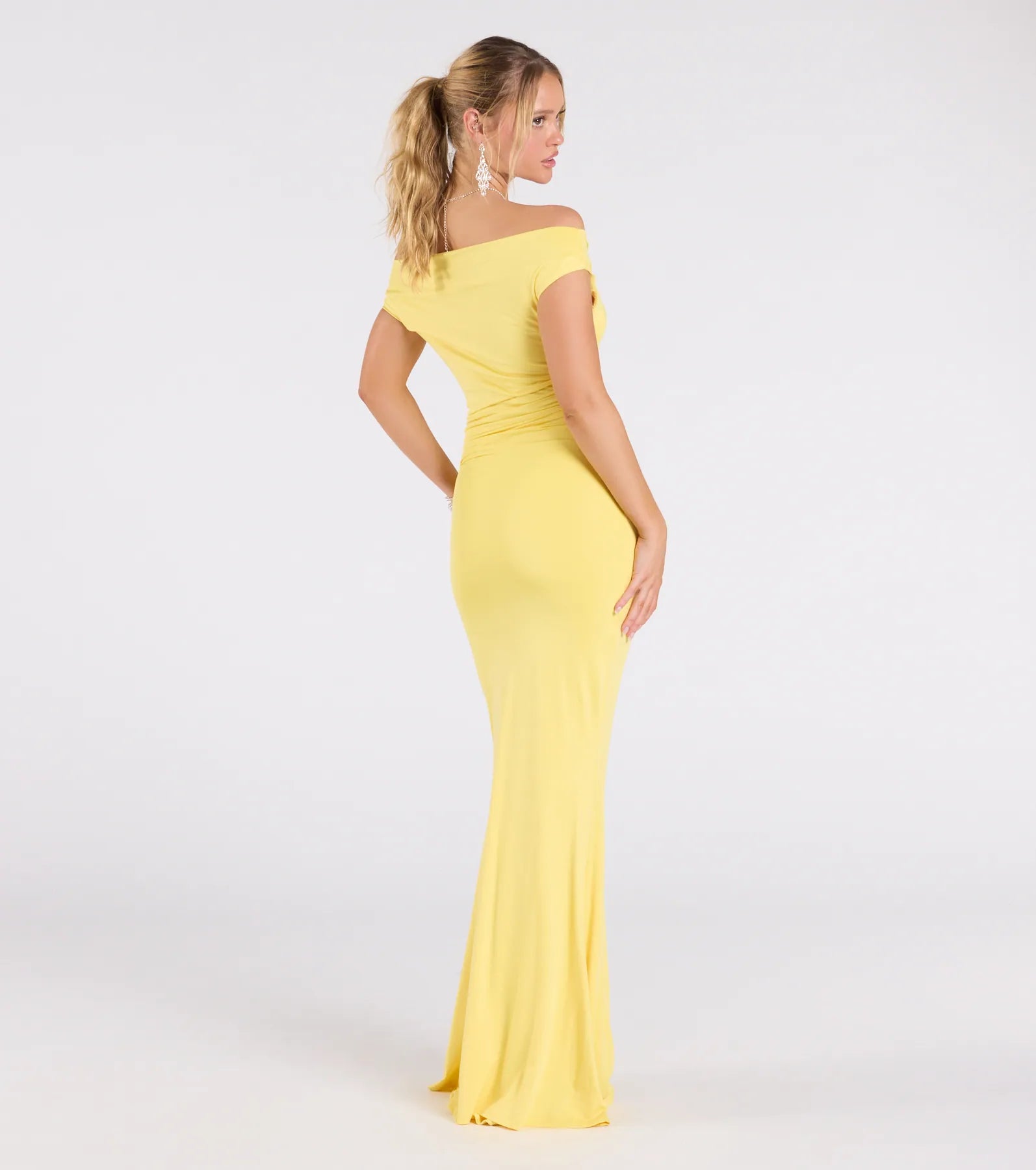 Teagan Sleeveless Cowl Neck Slim Formal Dress