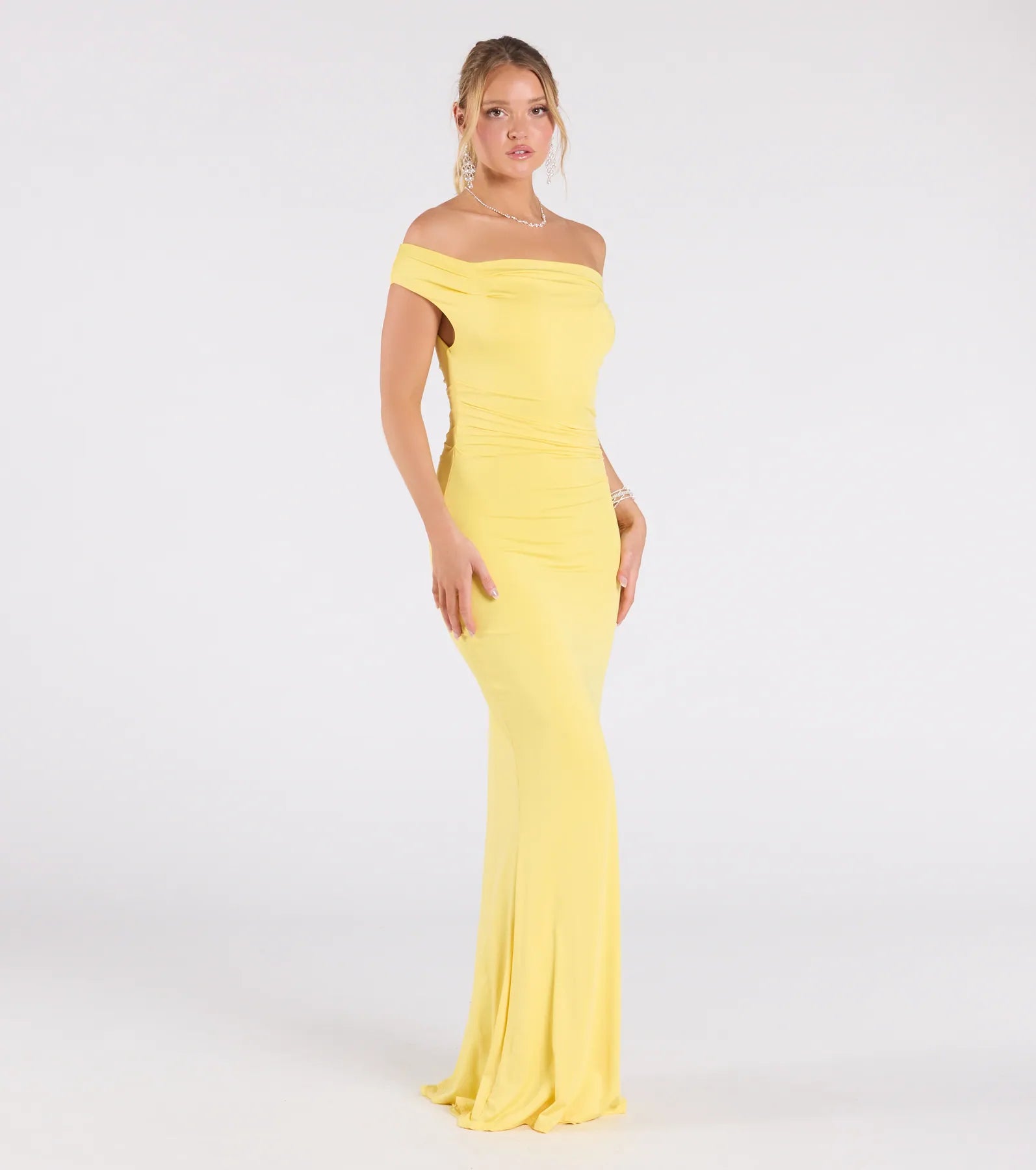 Teagan Sleeveless Cowl Neck Slim Formal Dress